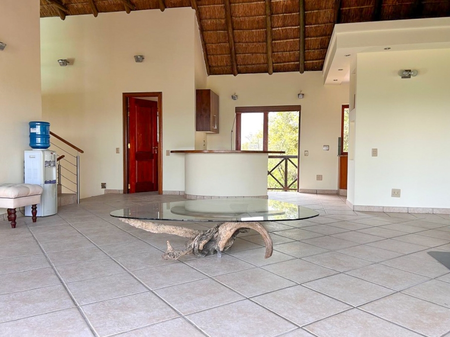 4 Bedroom Property for Sale in Boschenvaal River Front Lodges Free State